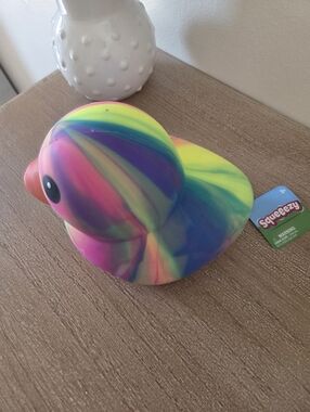 Squeeezy Duck